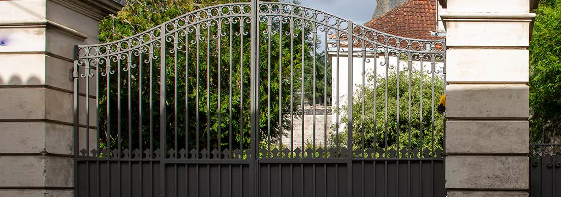 Wooden Swing Gate Repair in Lake Worth, FL
